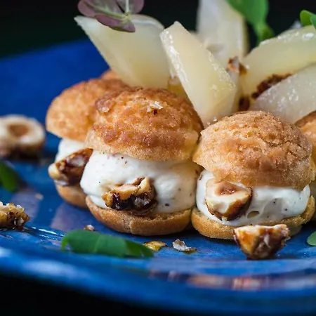 호텔 Le Cafe De Paris 비아히쯔