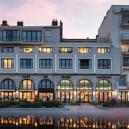 Le Cafe De Paris Biarritz