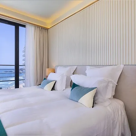 Le Cafe De Paris 호텔 비아히쯔