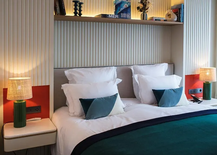 Hotel Le Café De Paris 4*