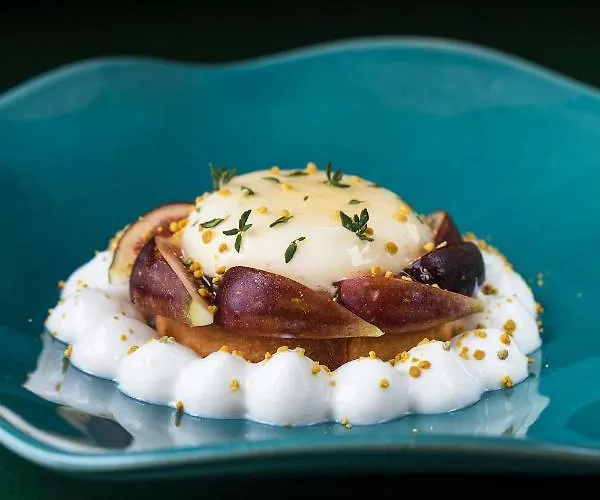 فندق Le Cafe De Paris 4*