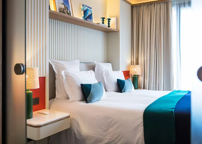 Hotel Le Café De Paris 4*