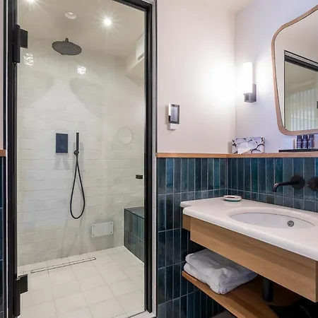 ル カフェ ド パリ ホテル