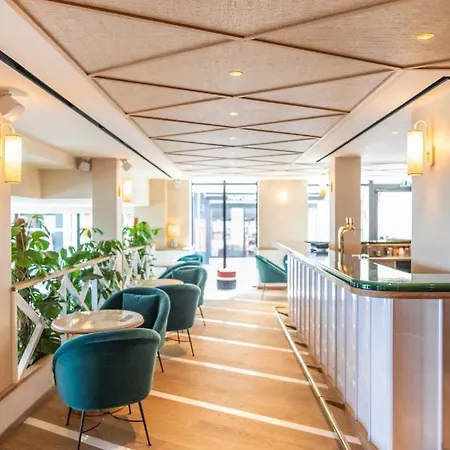 Ξενοδοχείο Le Cafe De Paris 4*