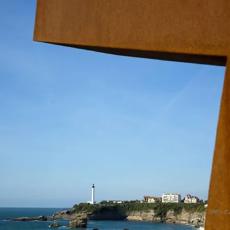 Ξενοδοχείο Le Cafe De Paris 4*