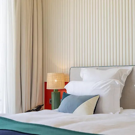 Le Cafe De Paris 4* Биарриц