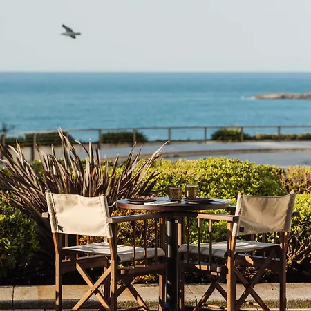 Le Cafe De Paris מלון 4*
