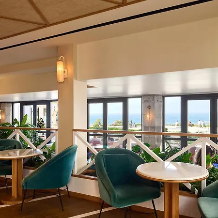 Le Cafe De Paris 4* Biarritz