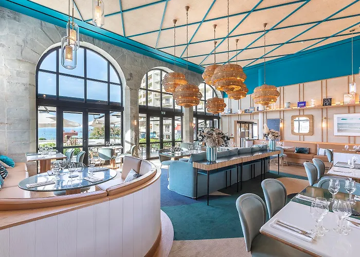 Hotel Le Cafe De Paris