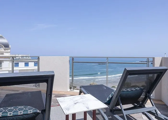Le Cafe De Paris Biarritz