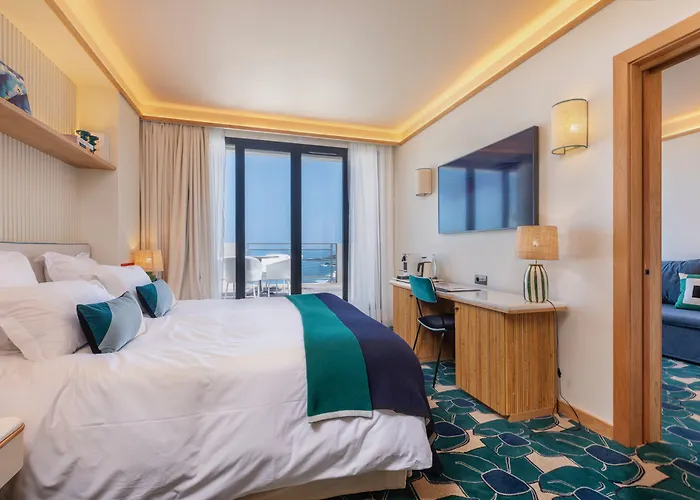 Hotel Le Cafe De Paris